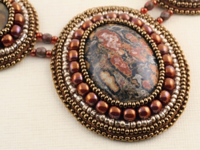 Barokní náhrdelník s jaspisem